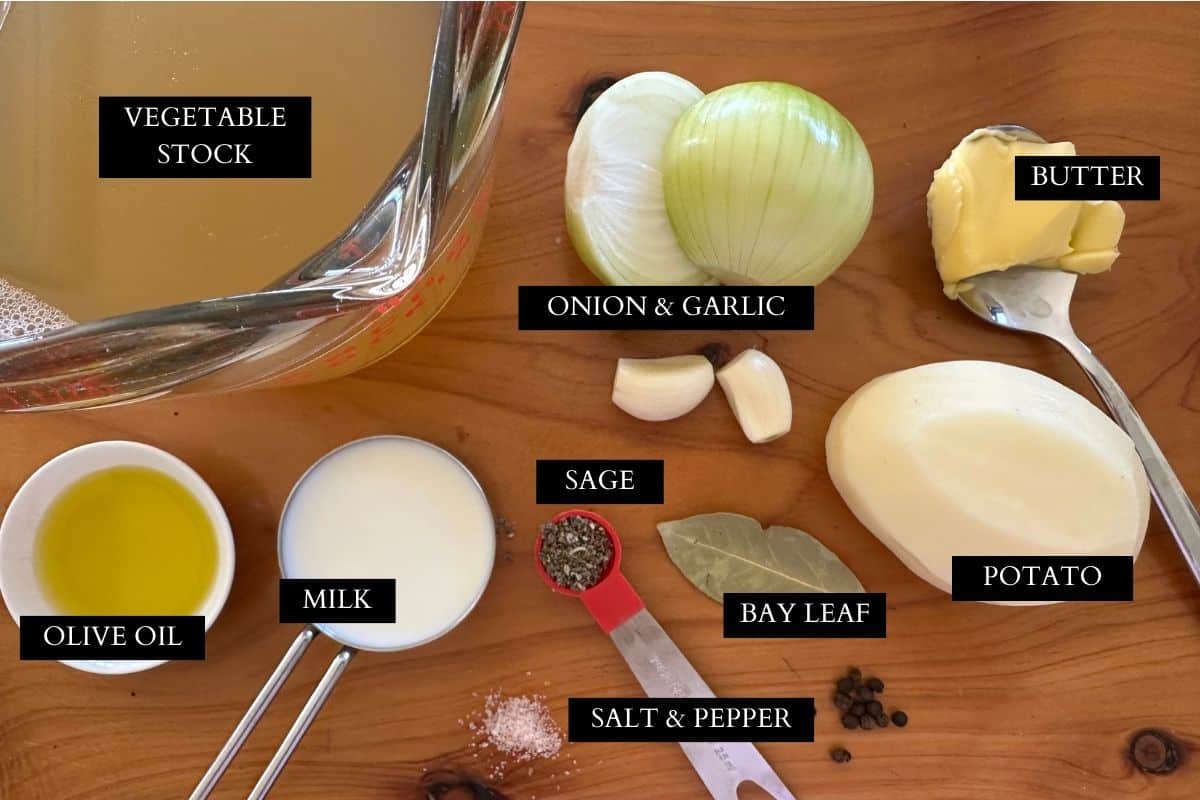 Ingredient overview to make the soup.