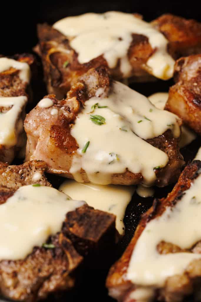 Pan-Seared Lamb Loin Chops with Garlic Sauce